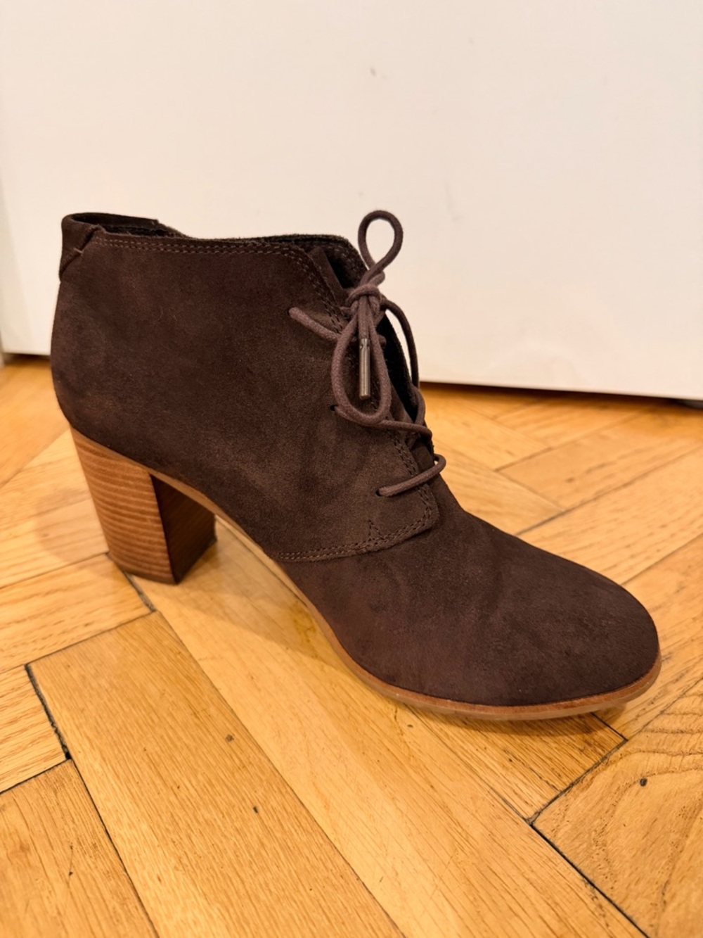 TOMS Brown Suede Lace Up Ankle Booties Block Heel Size 12